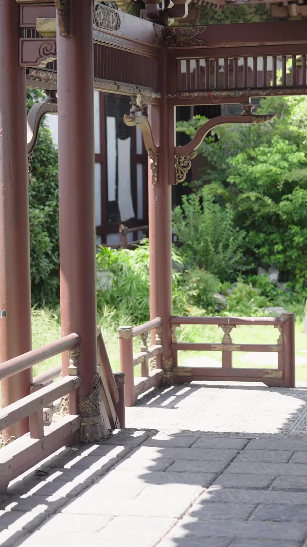 Episodio 14 - Bajo la Piel de mi Hermana